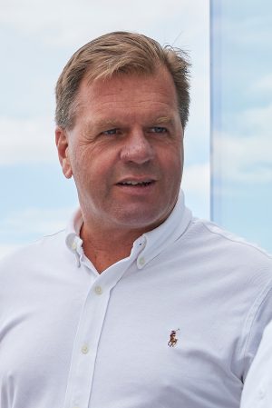 210622_NKG_Prio1_Rooftop_OutdoorTalk_100_Crop